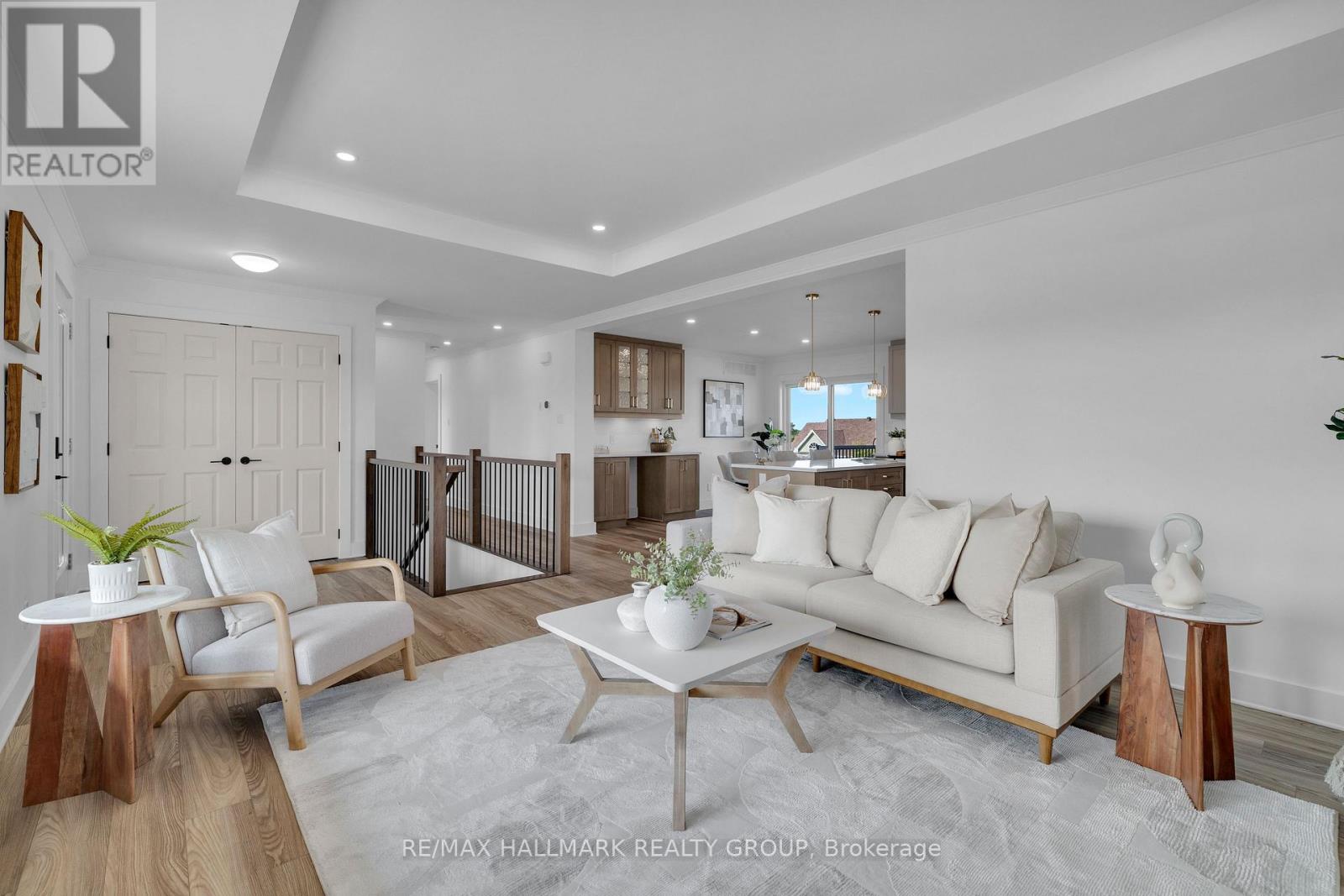 208 Trudeau Crescent, Russell, Ontario  K4R 1E5 - Photo 8 - X12460672