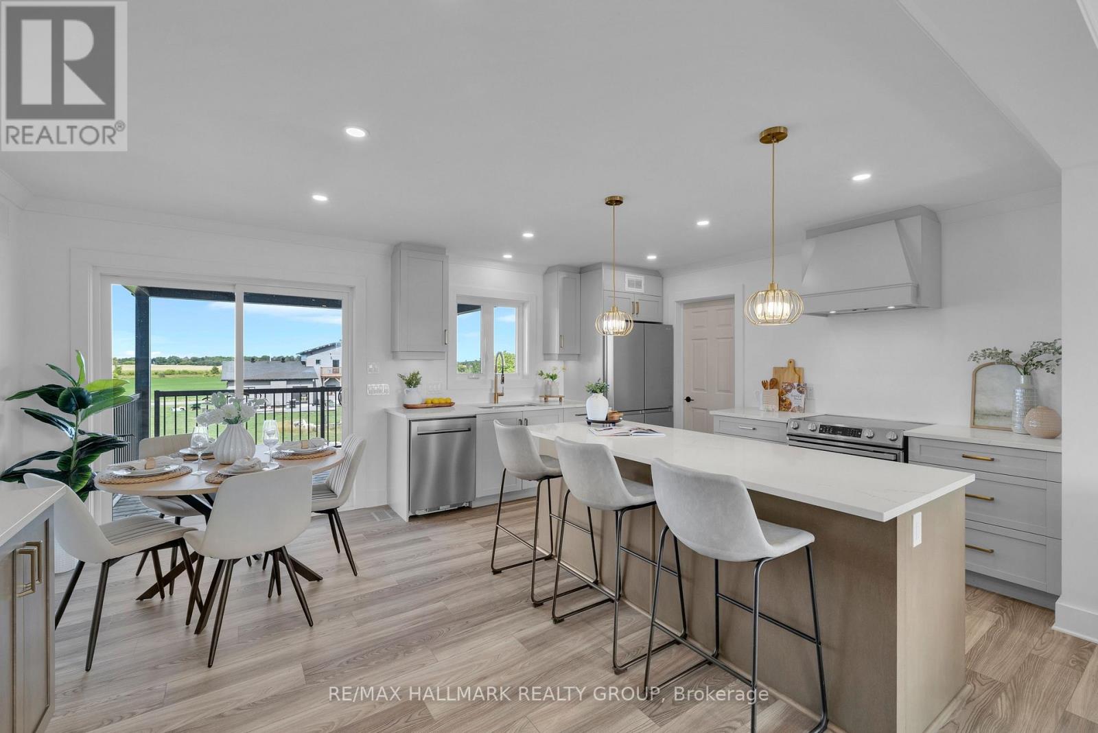 208 Trudeau Crescent, Russell, Ontario  K4R 1E5 - Photo 9 - X12460672