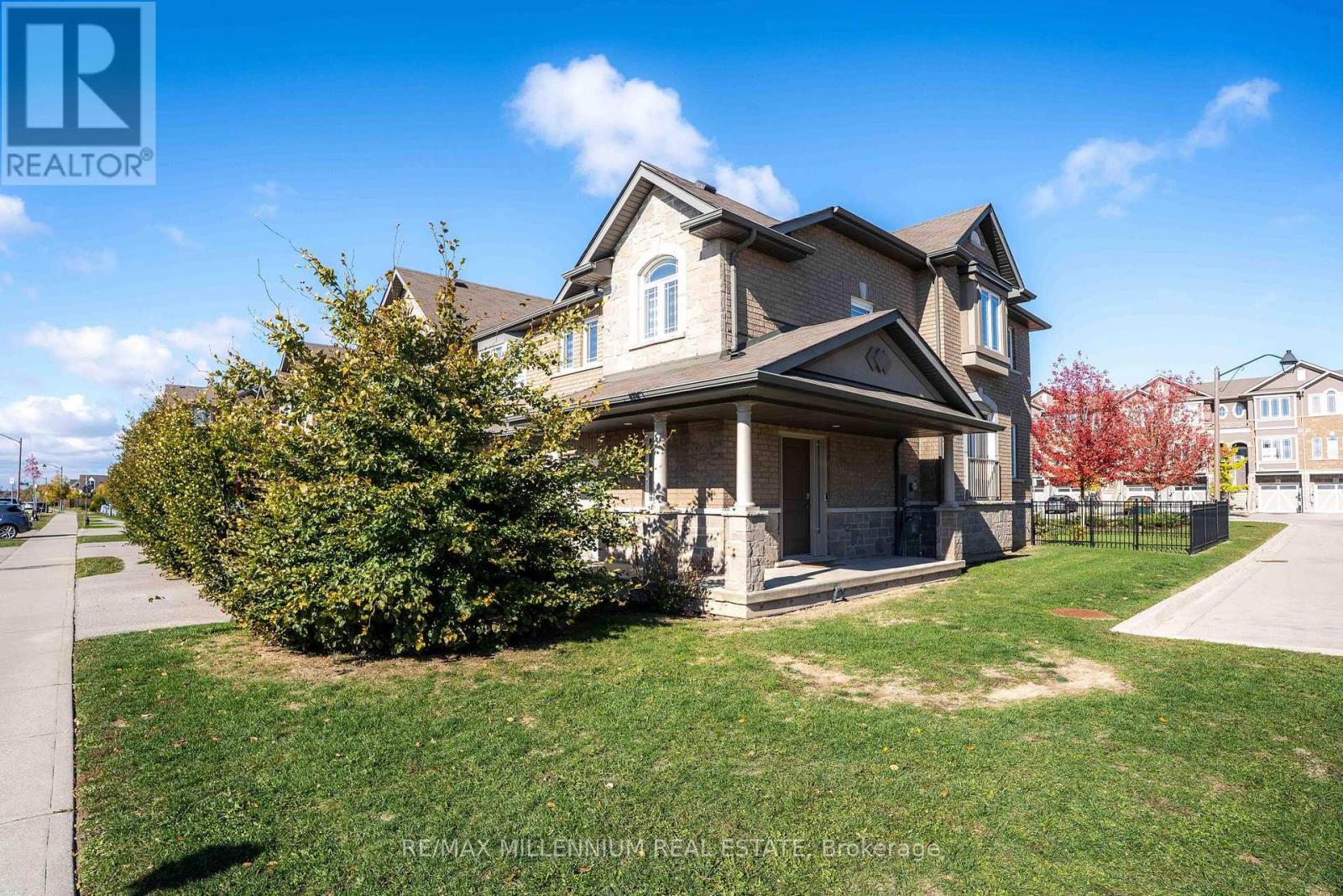 235 Bellagio Avenue, Hamilton (Stoney Creek Mountain), Ontario  L0R 1P0 - Photo 6 - X12488314