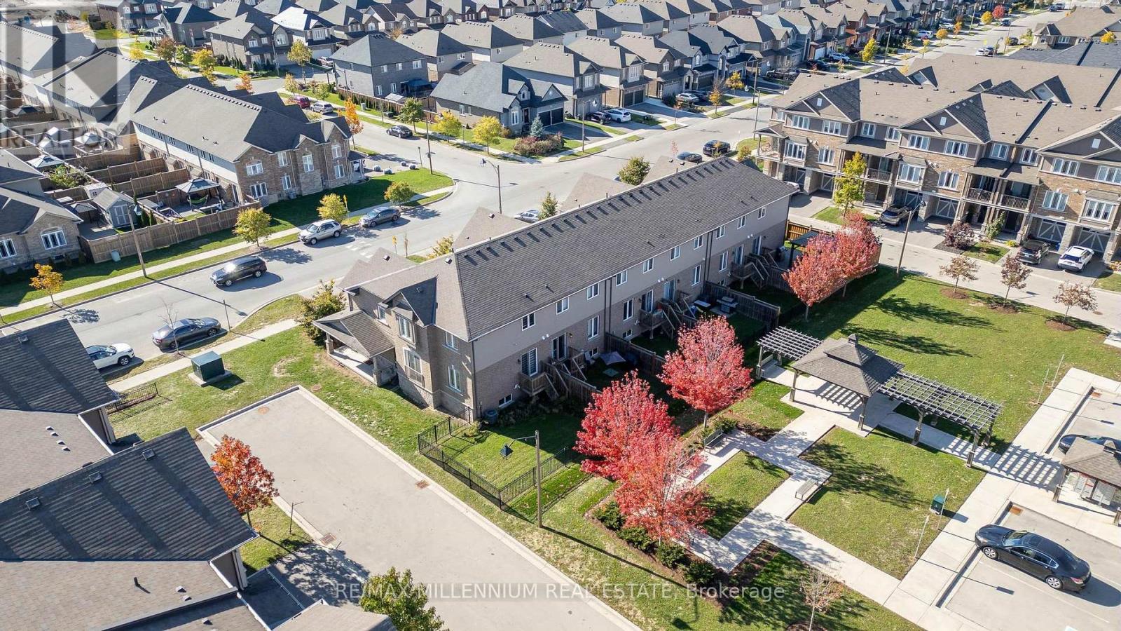 235 Bellagio Avenue, Hamilton (Stoney Creek Mountain), Ontario  L0R 1P0 - Photo 40 - X12488314