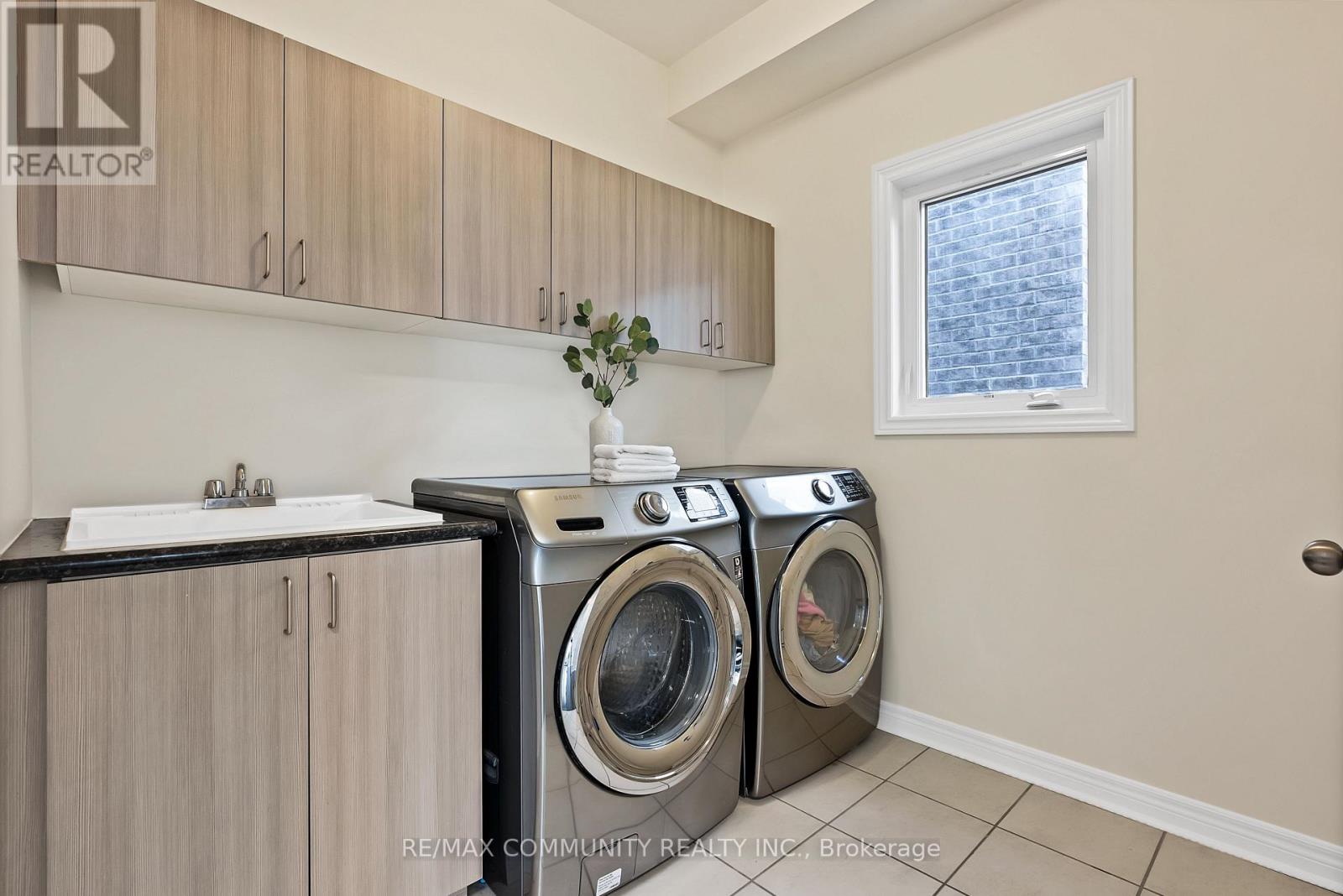 62 Mccourt Drive, Ajax, Ontario  L1Z 0P1 - Photo 9 - E12491434