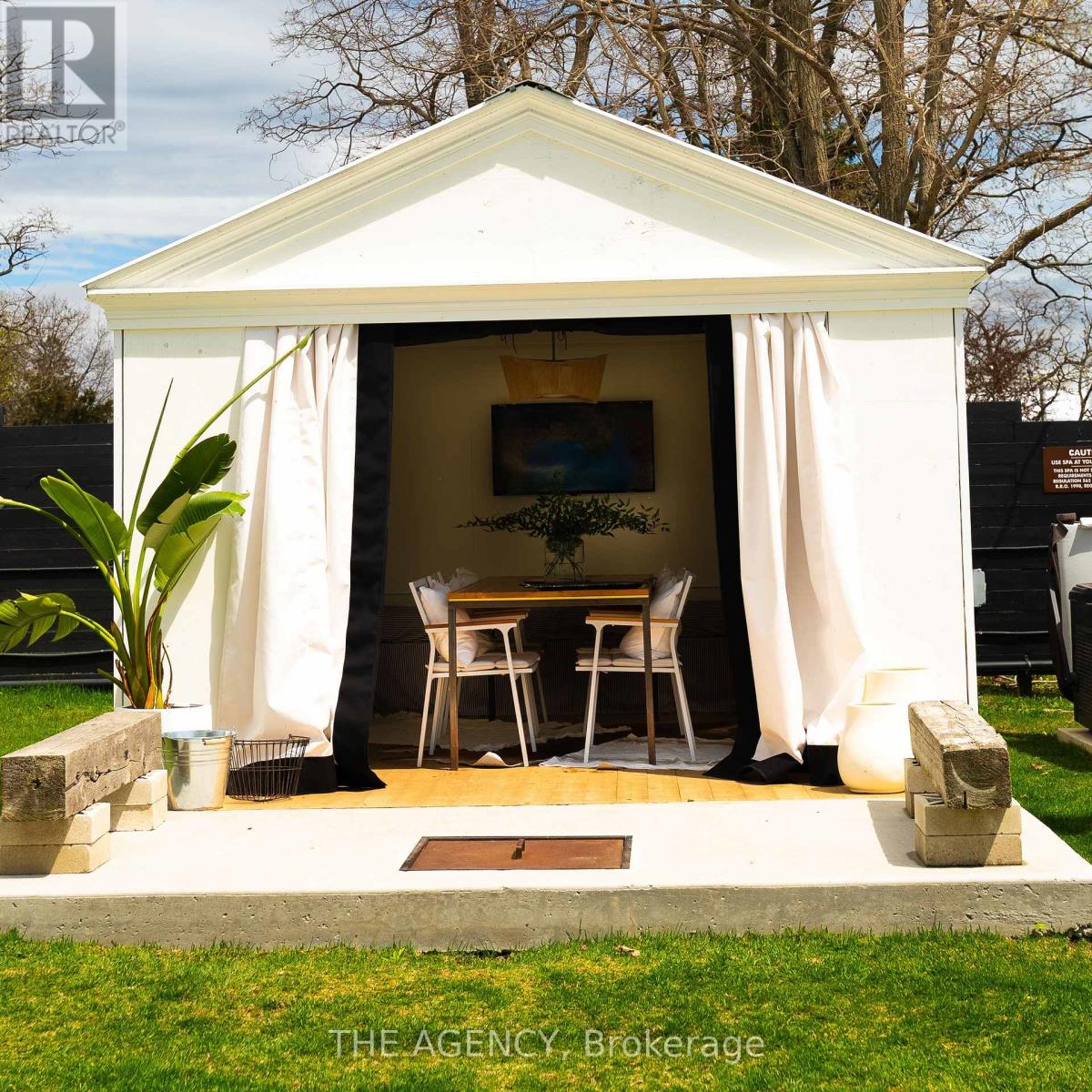 349 Wellington Main Street, Prince Edward County, Ontario  K0K 3L0 - Photo 15 - X12491104