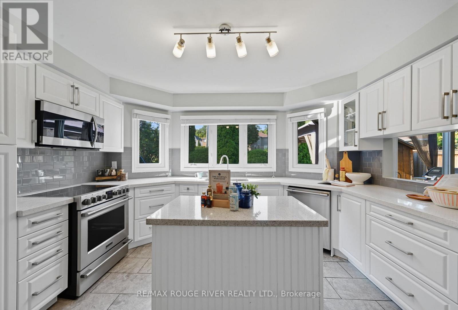 980 Sandcliff Drive, Oshawa (Pinecrest), Ontario  L1K 2E4 - Photo 15 - E12491530