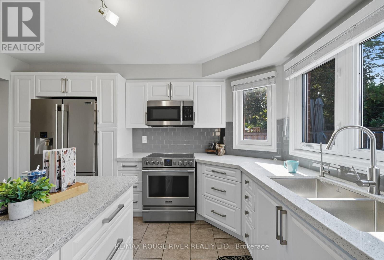 980 Sandcliff Drive, Oshawa (Pinecrest), Ontario  L1K 2E4 - Photo 16 - E12491530