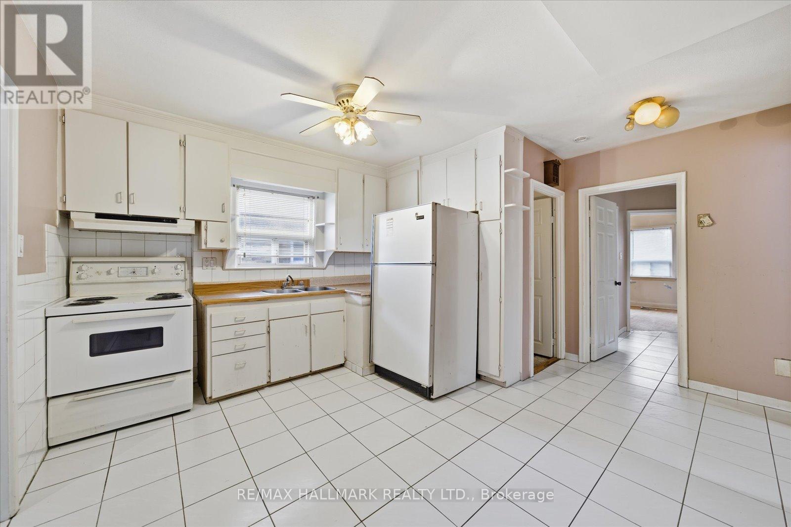 21 Silvio Avenue, Toronto (Clairlea-Birchmount), Ontario  M1K 1V1 - Photo 12 - E12491532