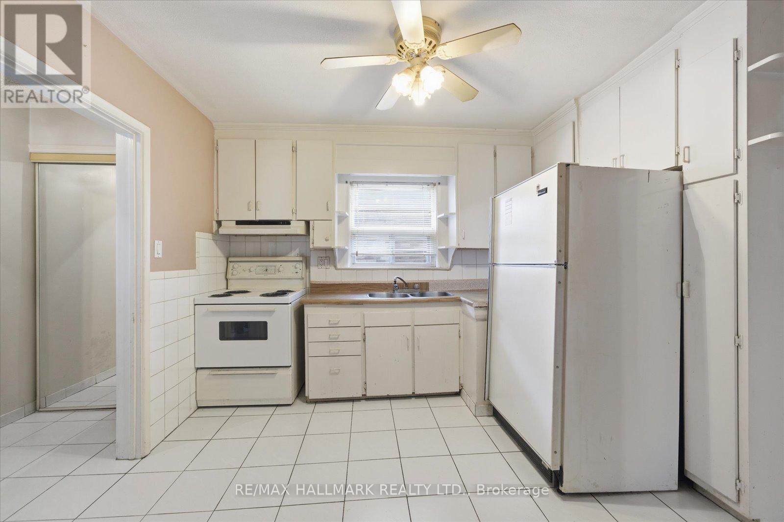 21 Silvio Avenue, Toronto (Clairlea-Birchmount), Ontario  M1K 1V1 - Photo 13 - E12491532