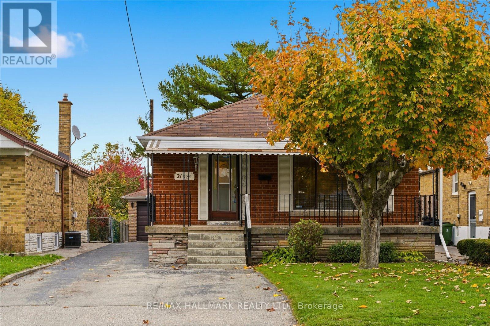 21 Silvio Avenue, Toronto (Clairlea-Birchmount), Ontario  M1K 1V1 - Photo 2 - E12491532