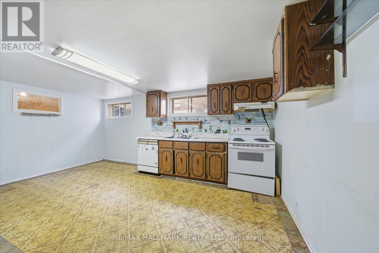 21 Silvio Avenue, Toronto (Clairlea-Birchmount), Ontario  M1K 1V1 - Photo 32 - E12491532