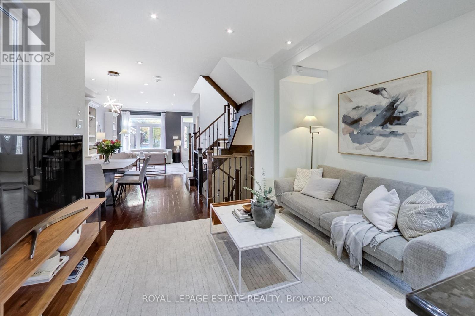 20 Westbrook Avenue, Toronto (Woodbine-Lumsden), Ontario  M4C 2G2 - Photo 11 - E12491548