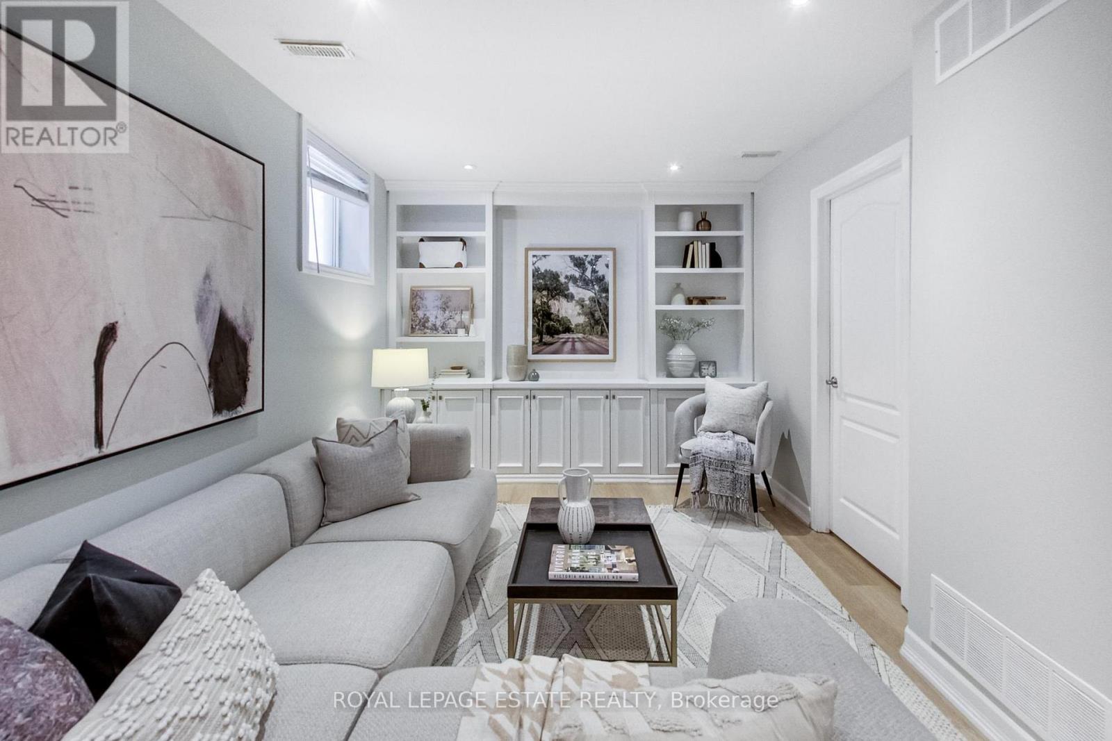 20 Westbrook Avenue, Toronto (Woodbine-Lumsden), Ontario  M4C 2G2 - Photo 28 - E12491548