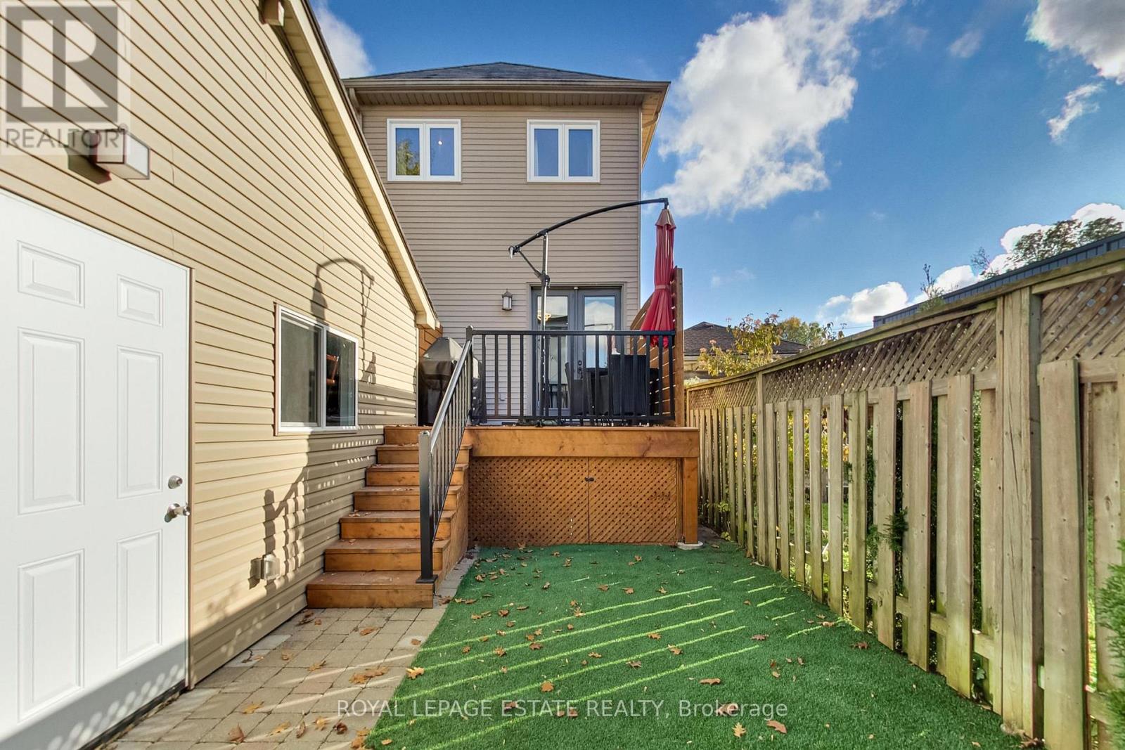 20 Westbrook Avenue, Toronto (Woodbine-Lumsden), Ontario  M4C 2G2 - Photo 35 - E12491548