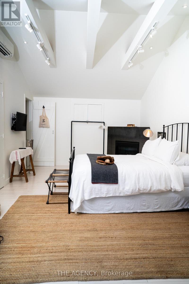 349 Wellington Main Street, Prince Edward County, Ontario  K0K 3L0 - Photo 29 - X12491104