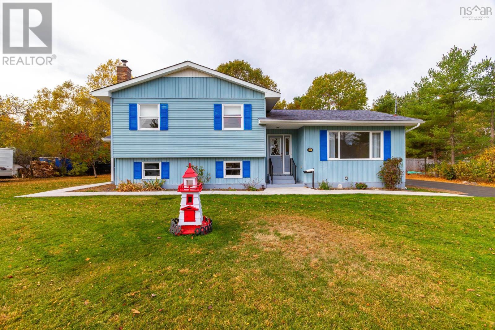 57 Main Street, Meadowvale, Nova Scotia  B0P 1R0 - Photo 2 - 202525865