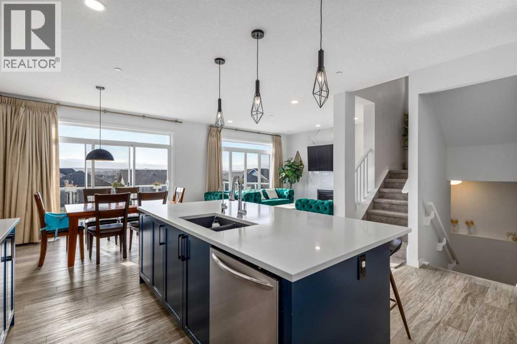 27 Lucas Terrace Nw, Calgary, Alberta  T3P 1P9 - Photo 13 - A2264746