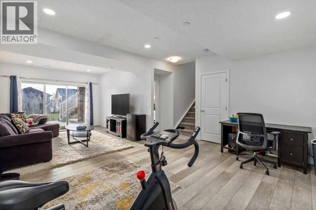 27 Lucas Terrace Nw, Calgary, Alberta  T3P 1P9 - Photo 37 - A2264746