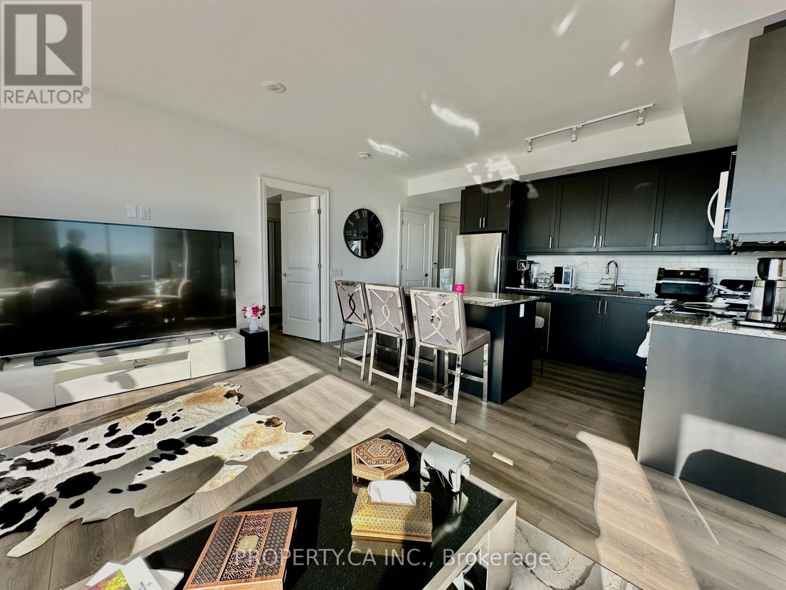 1403e - 20 Gatineau Drive, Vaughan, Ontario  L4J 0L3 - Photo 5 - N12491436