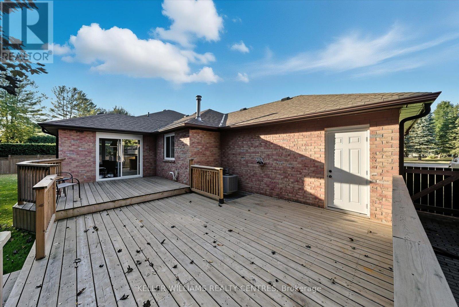 21 Valentini Avenue, East Gwillimbury (Holland Landing), Ontario  L9N 1H8 - Photo 42 - N12491448