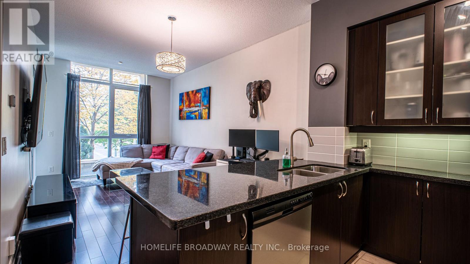 112A - 1 UPPER DUKE CRESCENT, Markham, Ontario