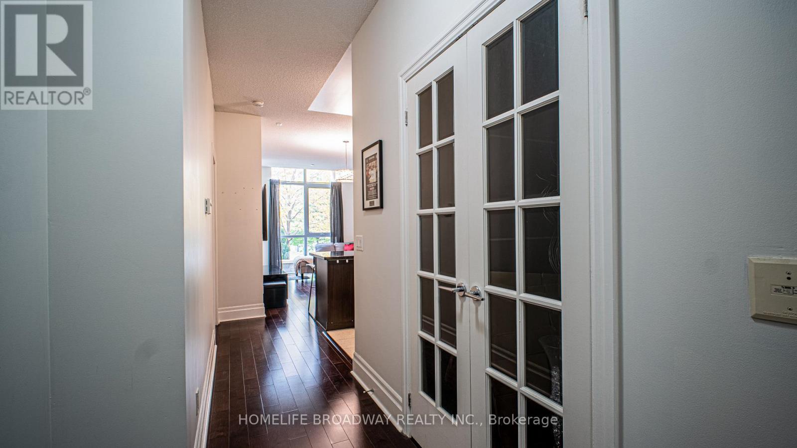 112a - 1 Upper Duke Crescent, Markham, Ontario  L6G 0B6 - Photo 5 - N12491504