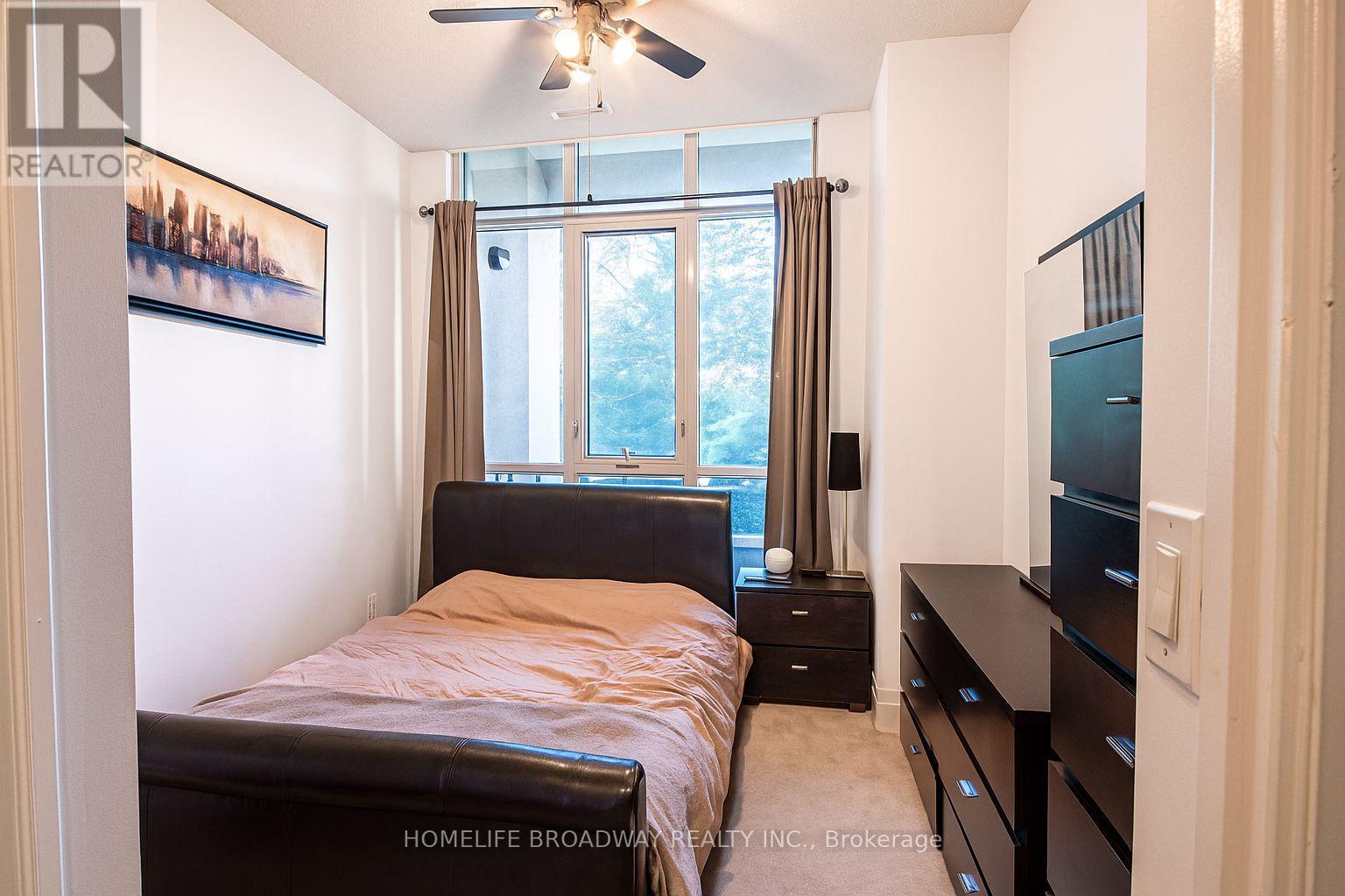 112a - 1 Upper Duke Crescent, Markham, Ontario  L6G 0B6 - Photo 7 - N12491504