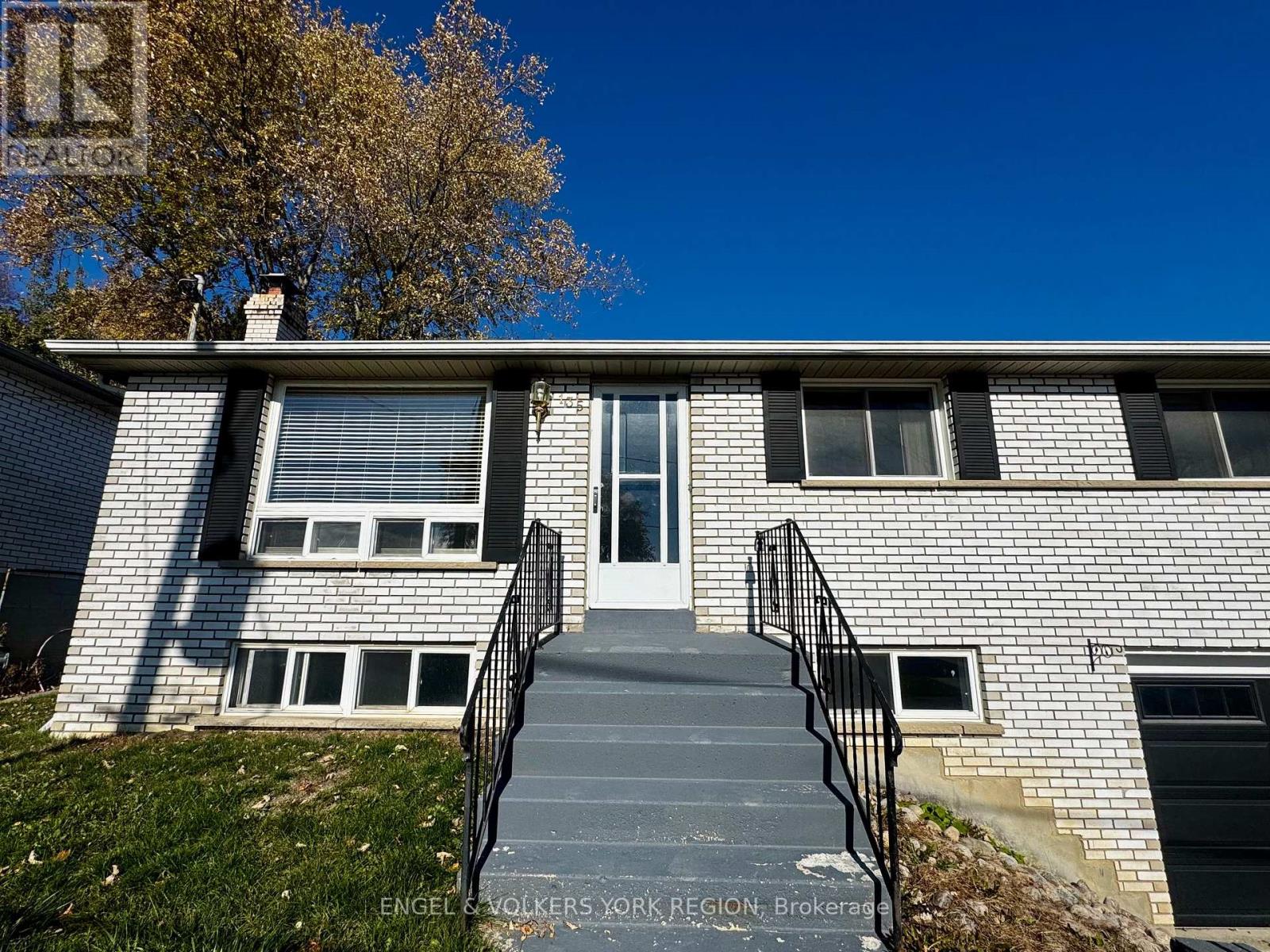 Main - 135 Luxury Avenue, Bradford West Gwillimbury (Bradford), Ontario  L3Z 1T5 - Photo 2 - N12491538