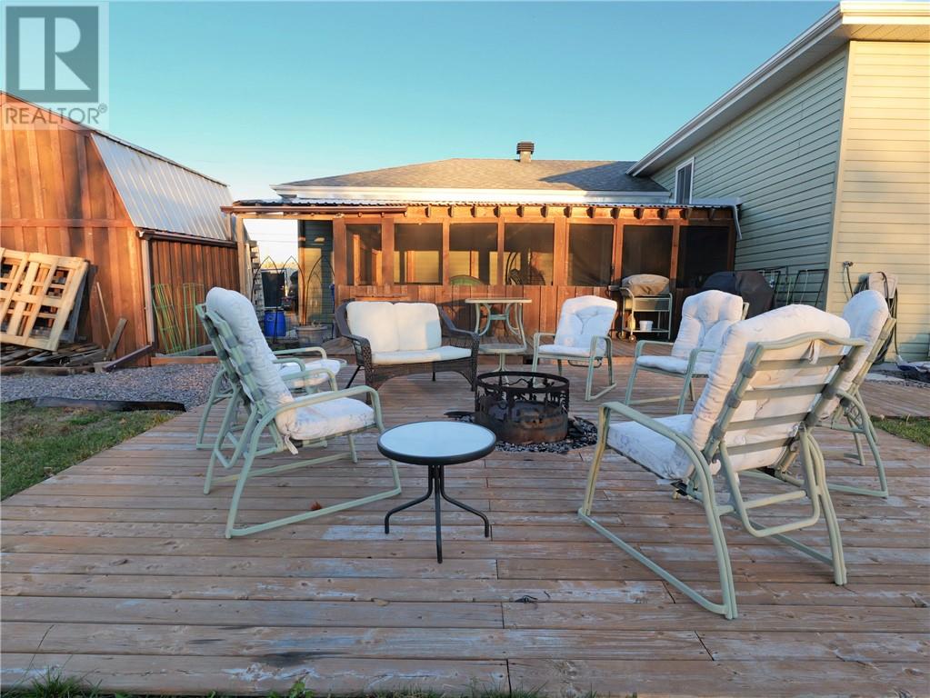 17 Balsam Court, Sturgeon Falls, Ontario  P2B 0B7 - Photo 7 - 2125435