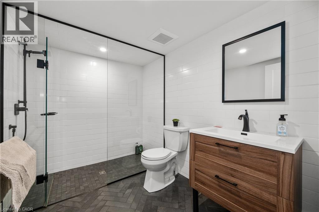 1390 Halifax Place, Burlington, Ontario  L7S 1J6 - Photo 34 - 40784128