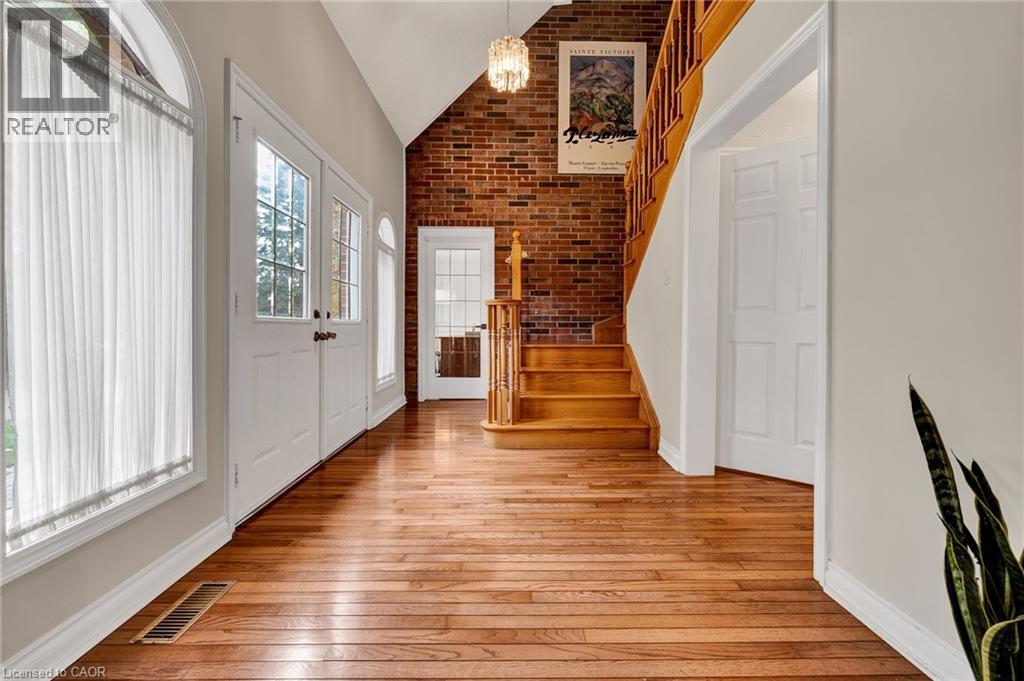 250 Grey Squirrel Place, Waterloo, Ontario  N2K 3H9 - Photo 4 - 40783837