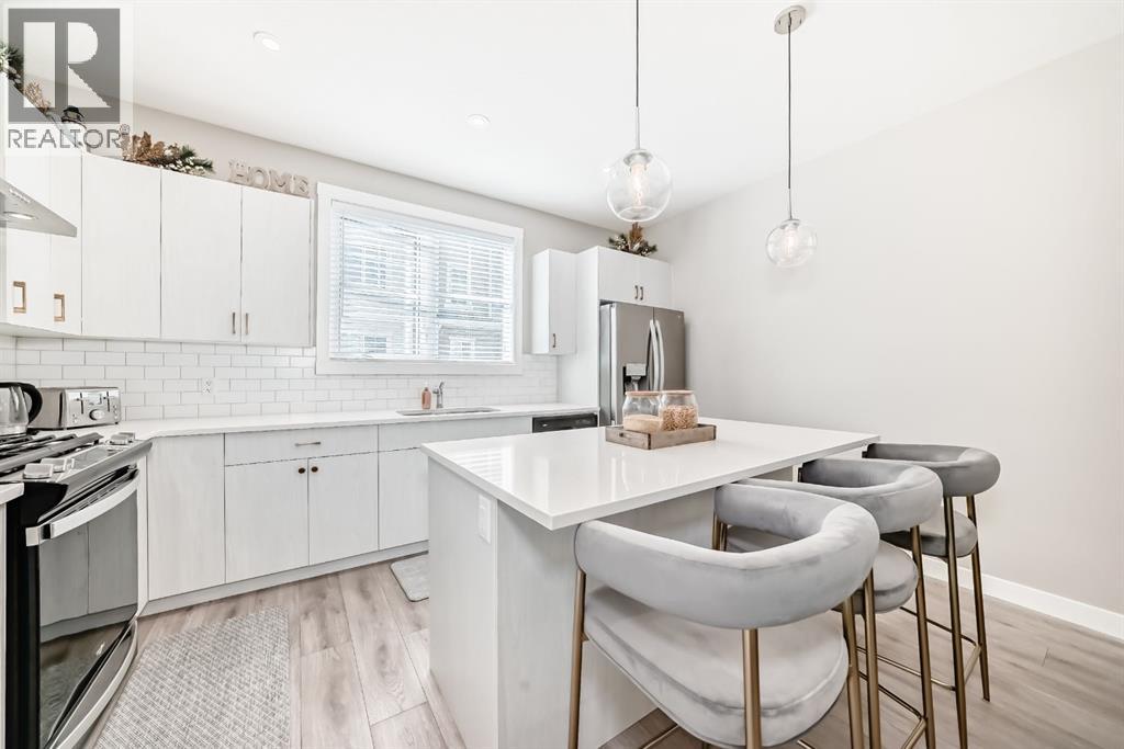 410 Cranbrook Walk Se, Calgary, Alberta  T3M 2V5 - Photo 9 - A2204931