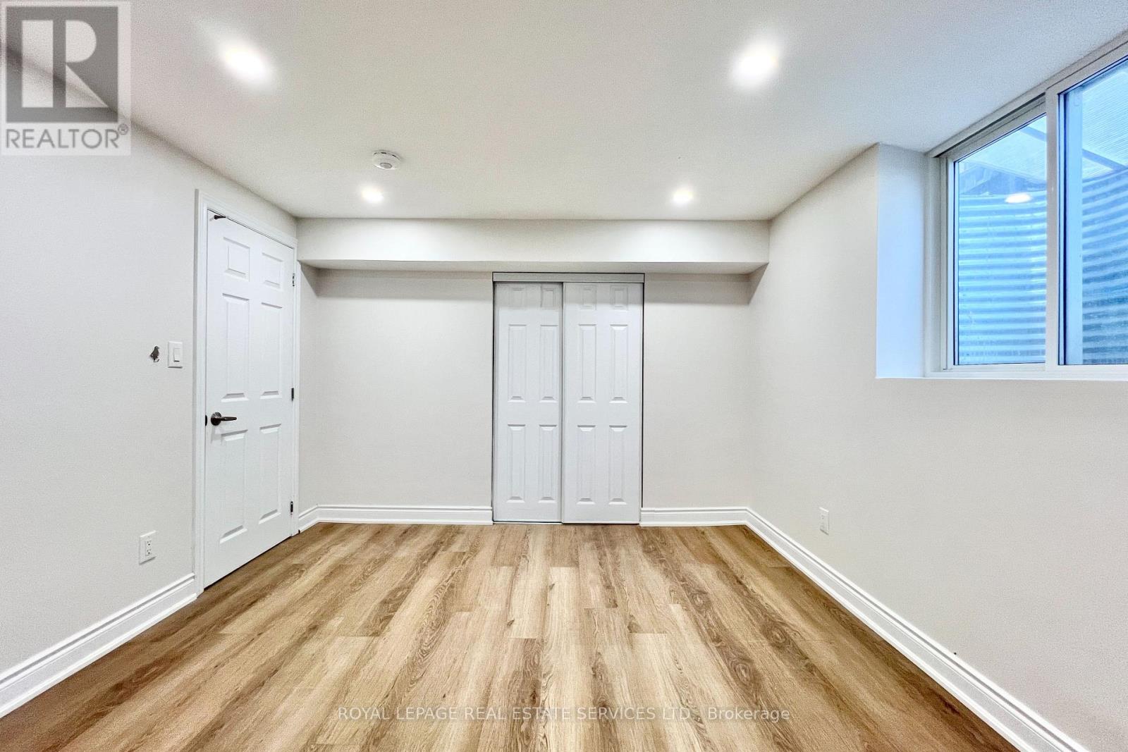 411 Grindstone Trail, Oakville, Ontario  L6H 0S1 - Photo 19 - W12491430