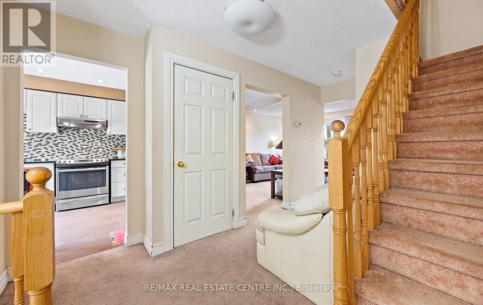 35 - 750 Burnhamthorpe Road E, Mississauga, Ontario  L4Y 2X3 - Photo 10 - W12491438