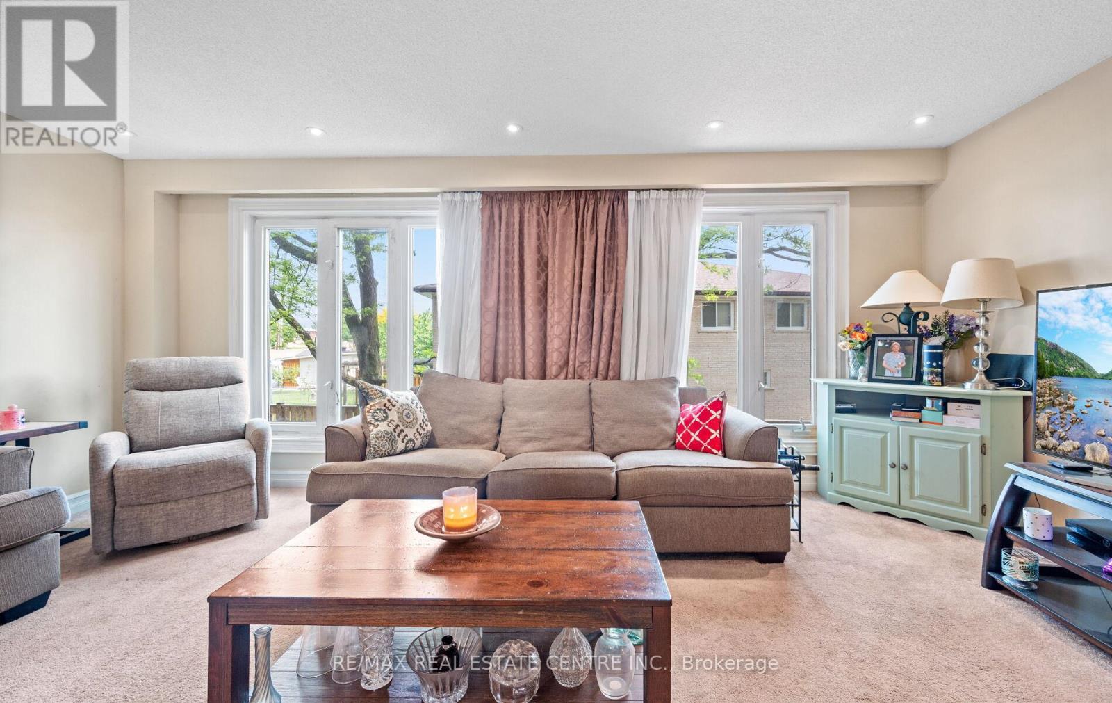 35 - 750 Burnhamthorpe Road E, Mississauga, Ontario  L4Y 2X3 - Photo 14 - W12491438