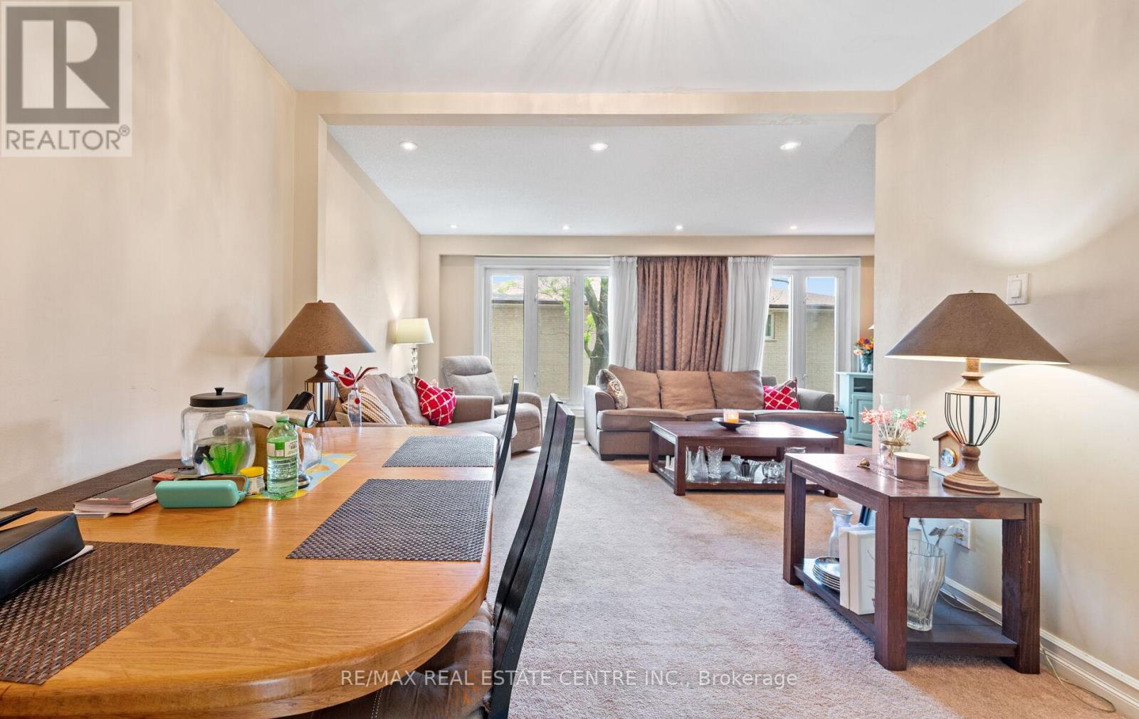 35 - 750 Burnhamthorpe Road E, Mississauga, Ontario  L4Y 2X3 - Photo 18 - W12491438