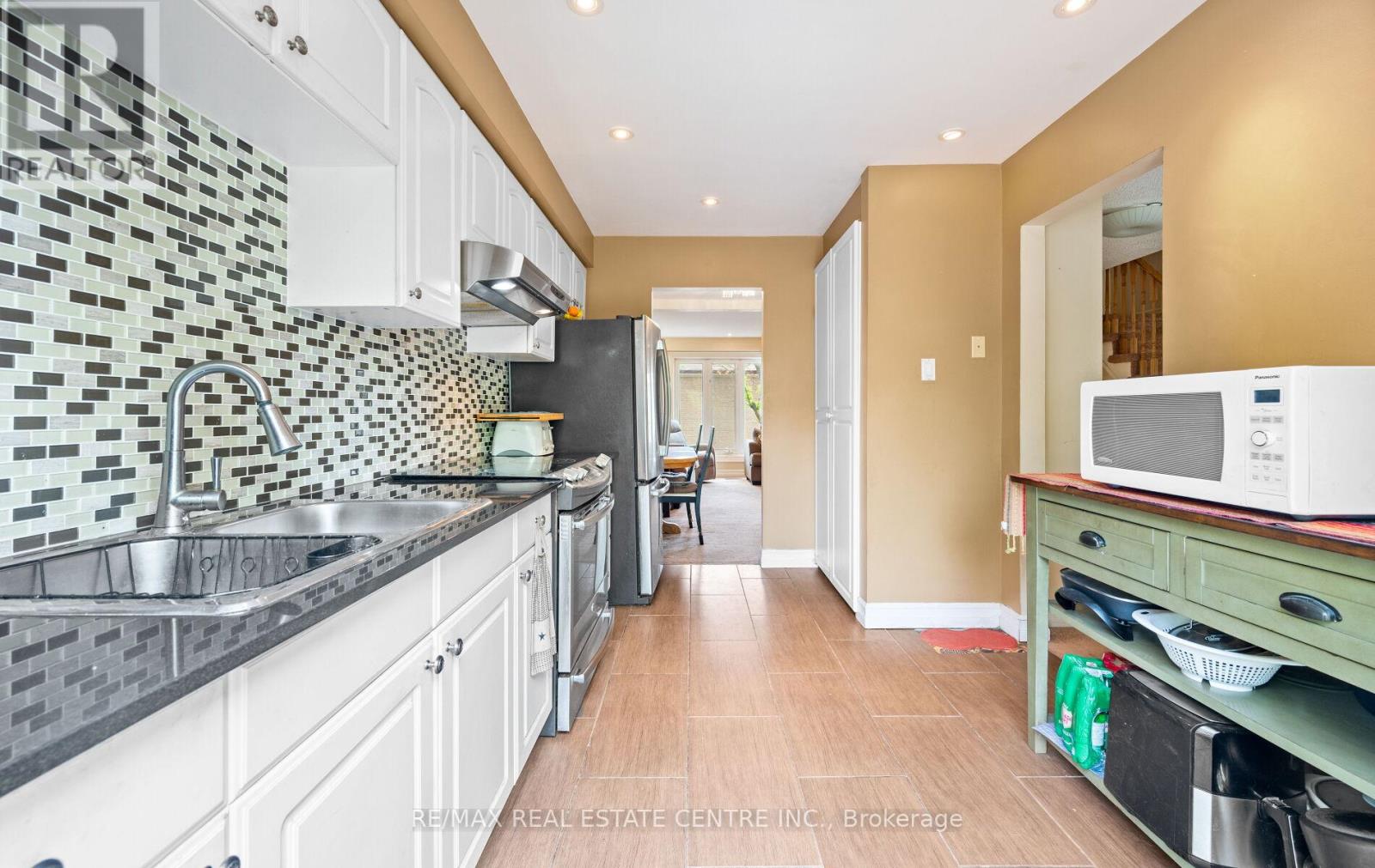 35 - 750 Burnhamthorpe Road E, Mississauga, Ontario  L4Y 2X3 - Photo 21 - W12491438