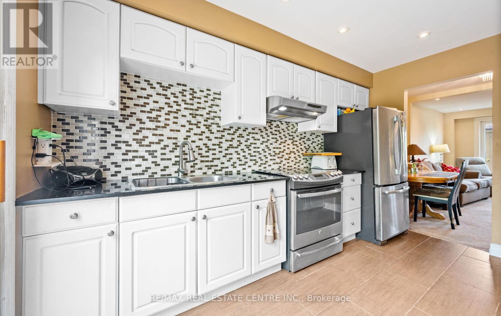 35 - 750 Burnhamthorpe Road E, Mississauga, Ontario  L4Y 2X3 - Photo 22 - W12491438