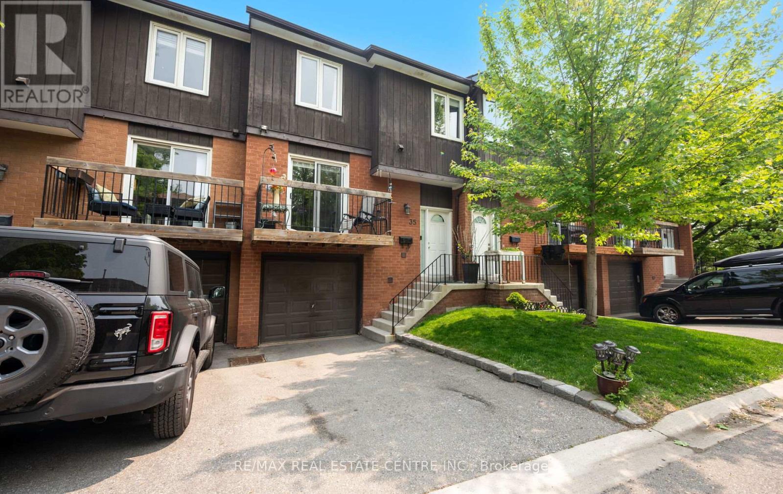 35 - 750 Burnhamthorpe Road E, Mississauga, Ontario  L4Y 2X3 - Photo 3 - W12491438