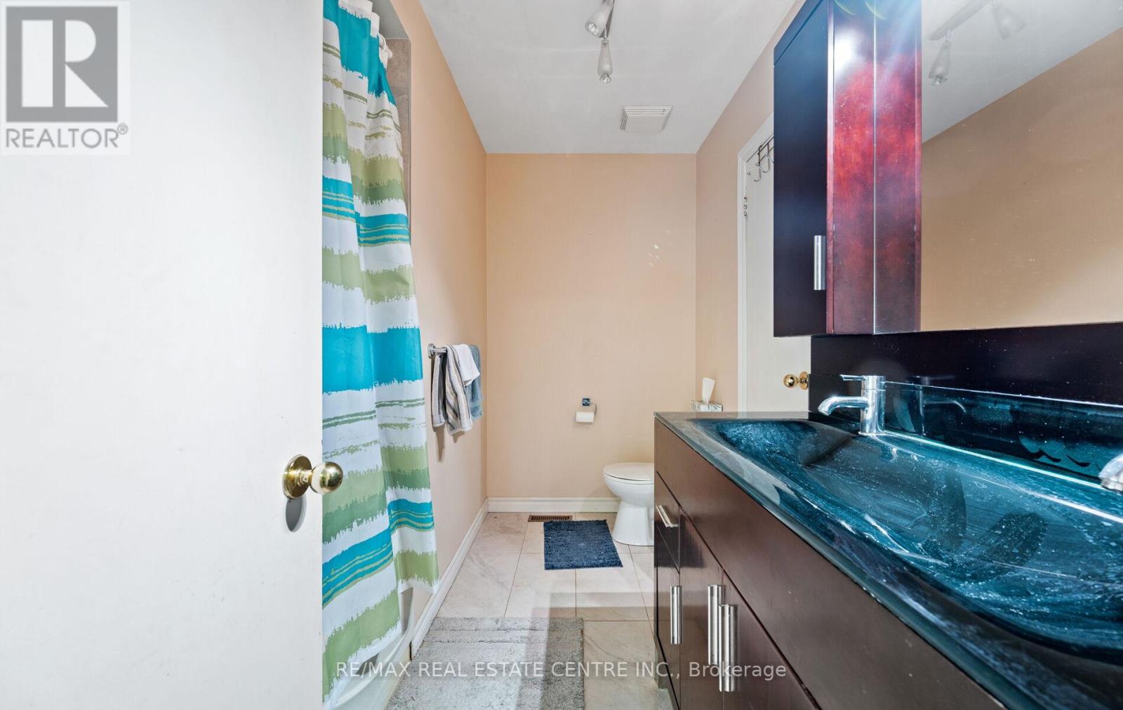 35 - 750 Burnhamthorpe Road E, Mississauga, Ontario  L4Y 2X3 - Photo 30 - W12491438