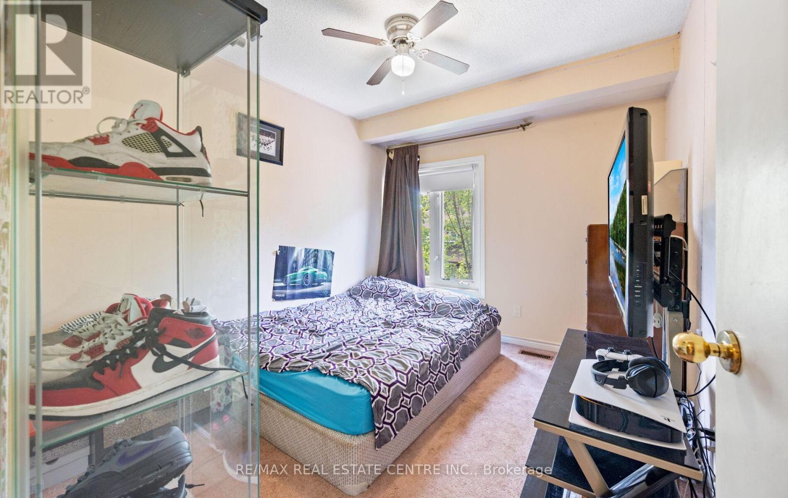 35 - 750 Burnhamthorpe Road E, Mississauga, Ontario  L4Y 2X3 - Photo 36 - W12491438