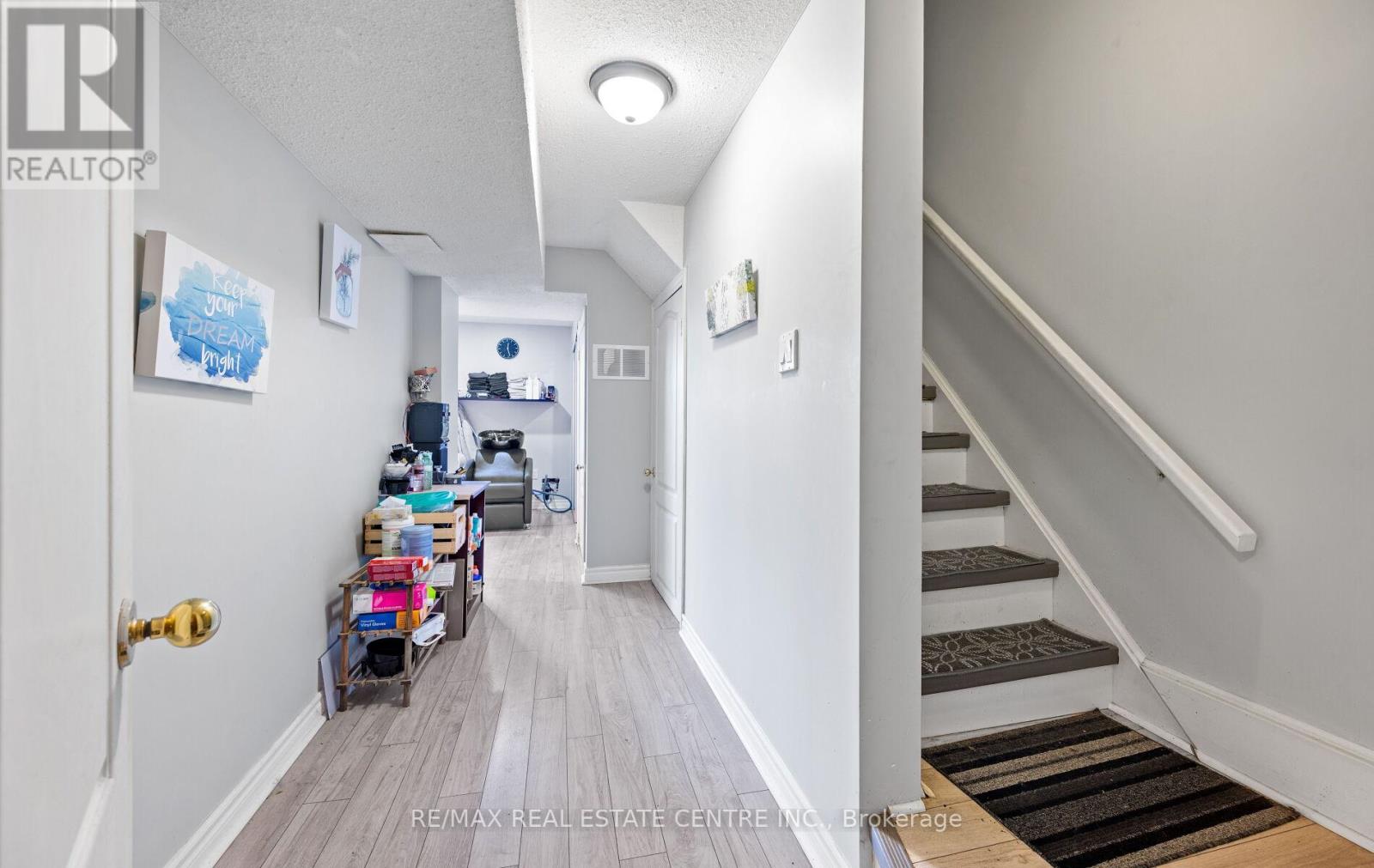 35 - 750 Burnhamthorpe Road E, Mississauga, Ontario  L4Y 2X3 - Photo 38 - W12491438