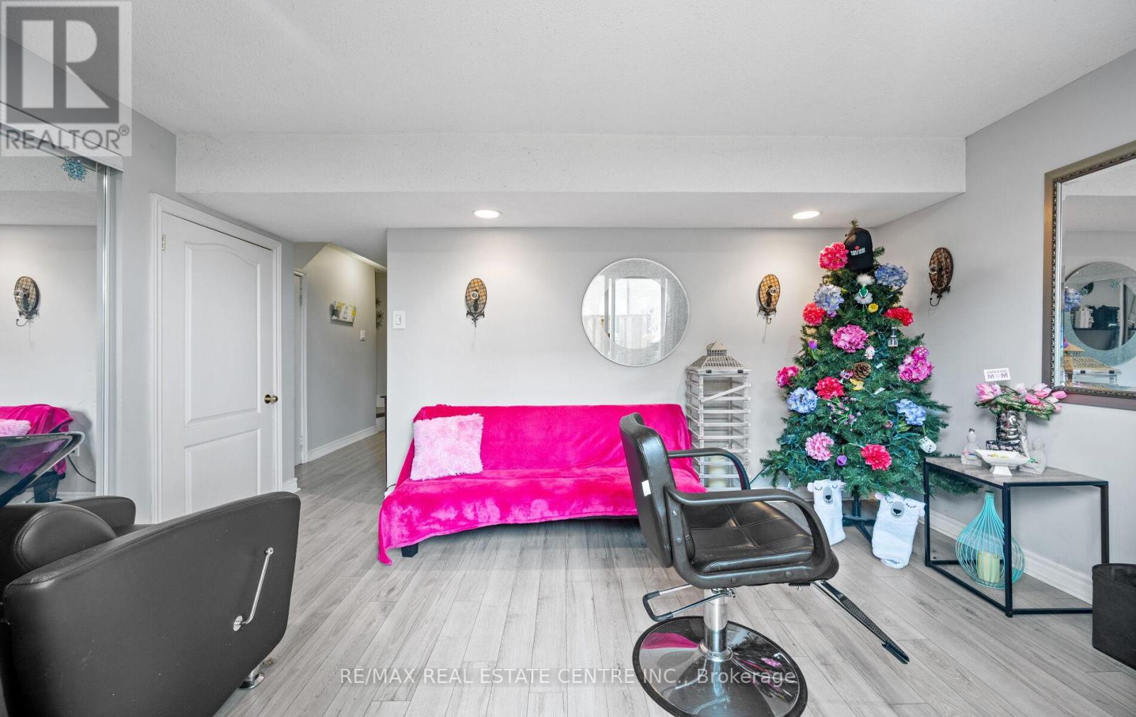 35 - 750 Burnhamthorpe Road E, Mississauga, Ontario  L4Y 2X3 - Photo 40 - W12491438