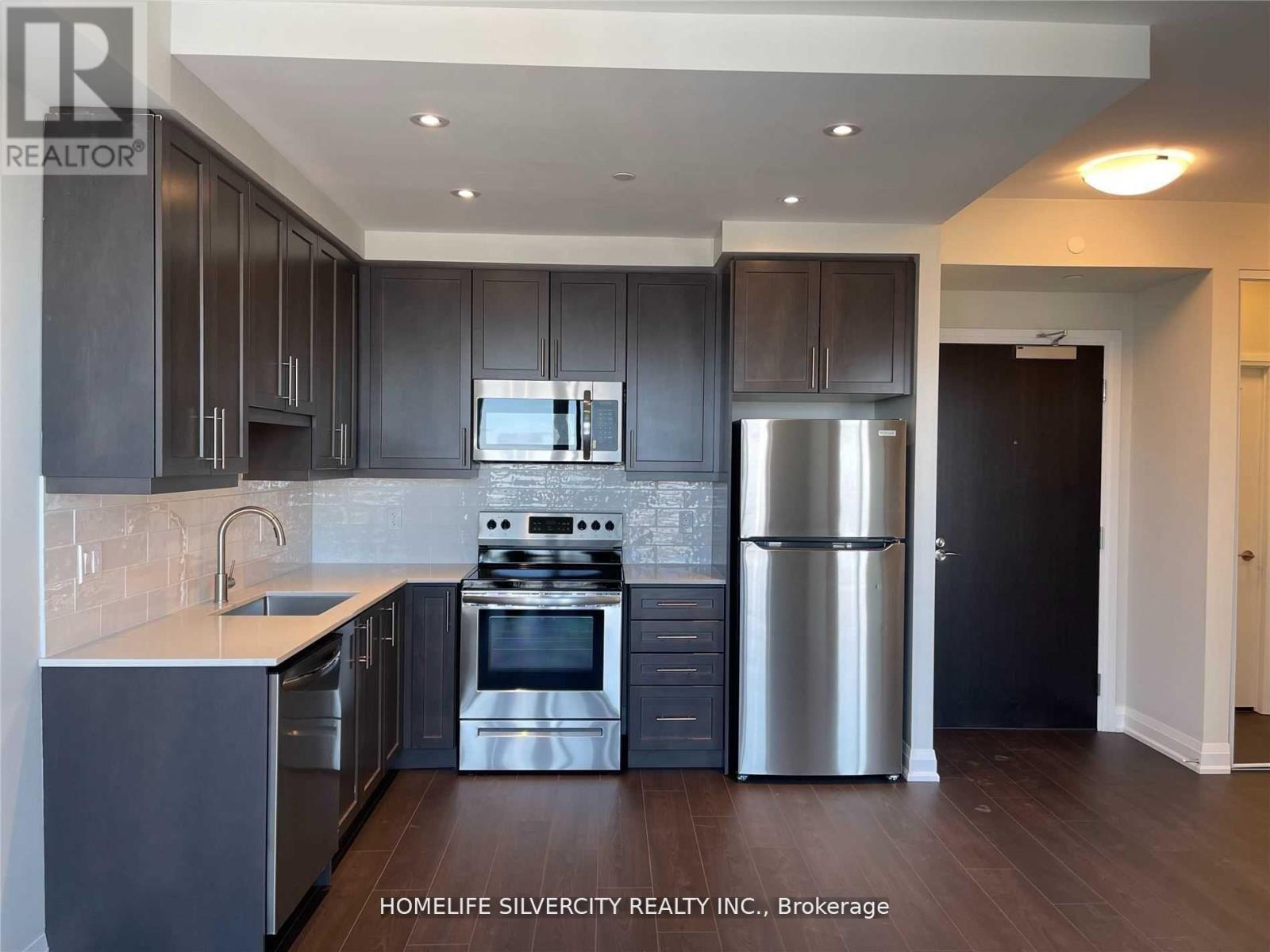 2404 - 15 Lynch Street, Brampton, Ontario  L6W 2Z8 - Photo 2 - W12491462