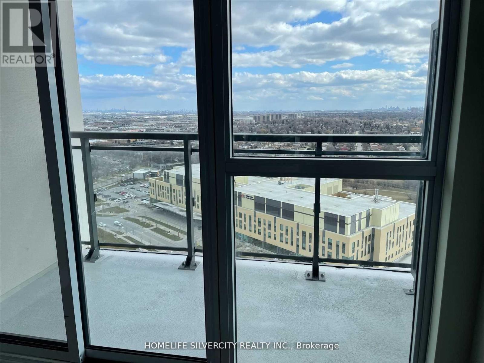 2404 - 15 Lynch Street, Brampton, Ontario  L6W 2Z8 - Photo 4 - W12491462