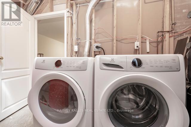 3886 Skyview Street, Mississauga, Ontario  L5M 8A4 - Photo 41 - W12491510