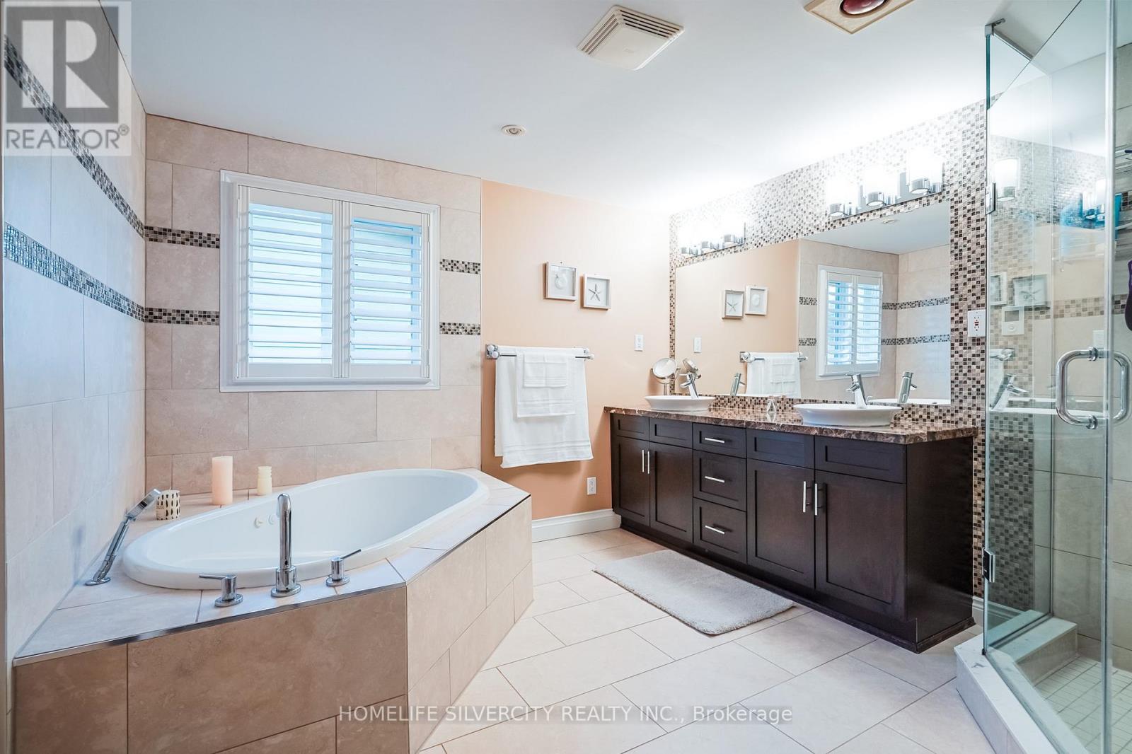 3216 Twin Oaks Crescent, Burlington, Ontario  L7M 3A2 - Photo 17 - W12491516