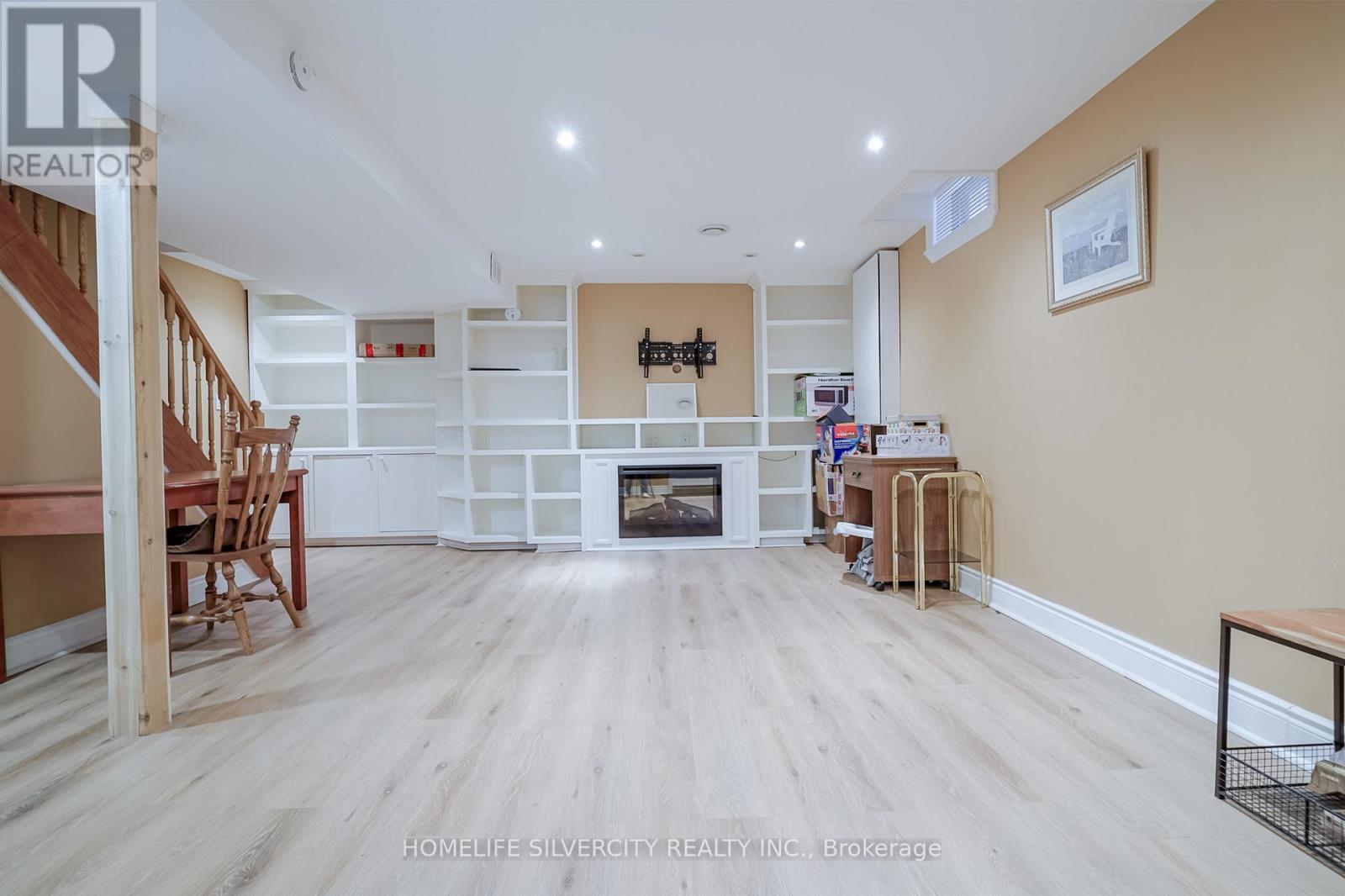 3216 Twin Oaks Crescent, Burlington, Ontario  L7M 3A2 - Photo 26 - W12491516