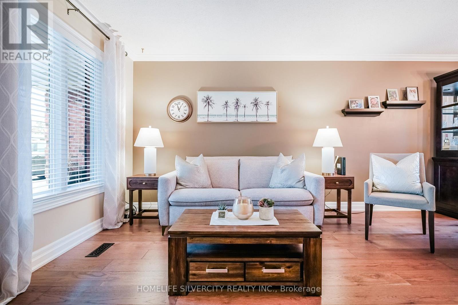 3216 Twin Oaks Crescent, Burlington, Ontario  L7M 3A2 - Photo 4 - W12491516