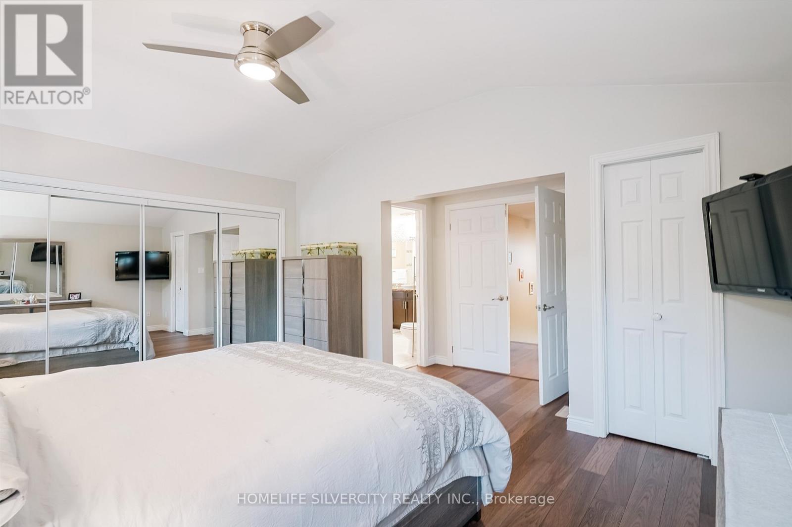 3216 Twin Oaks Crescent, Burlington, Ontario  L7M 3A2 - Photo 43 - W12491516