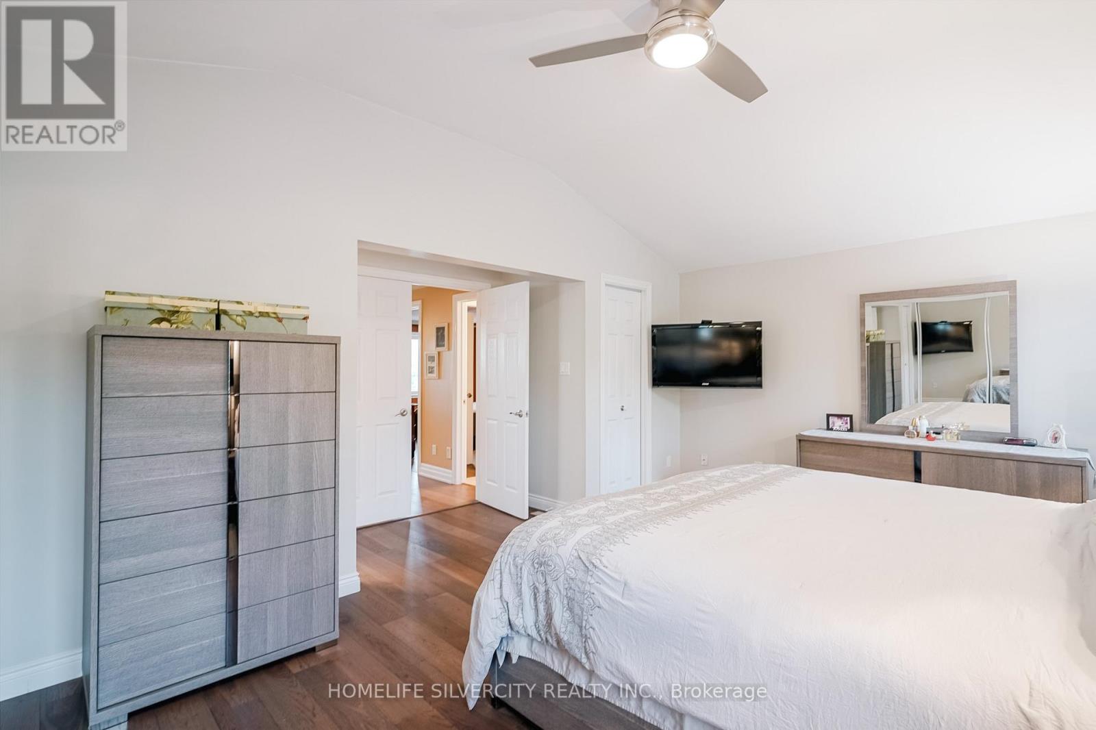 3216 Twin Oaks Crescent, Burlington, Ontario  L7M 3A2 - Photo 45 - W12491516