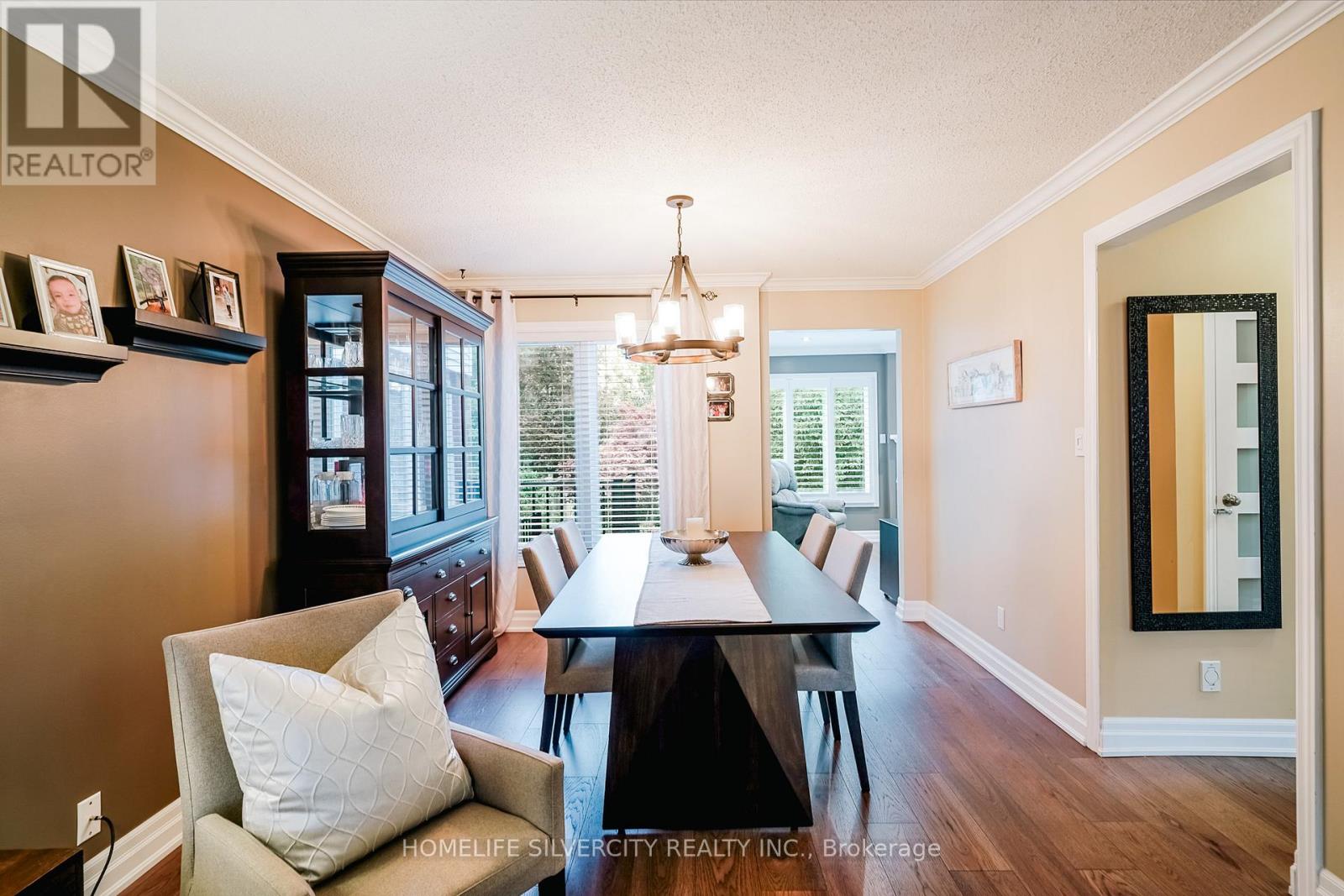 3216 Twin Oaks Crescent, Burlington, Ontario  L7M 3A2 - Photo 8 - W12491516