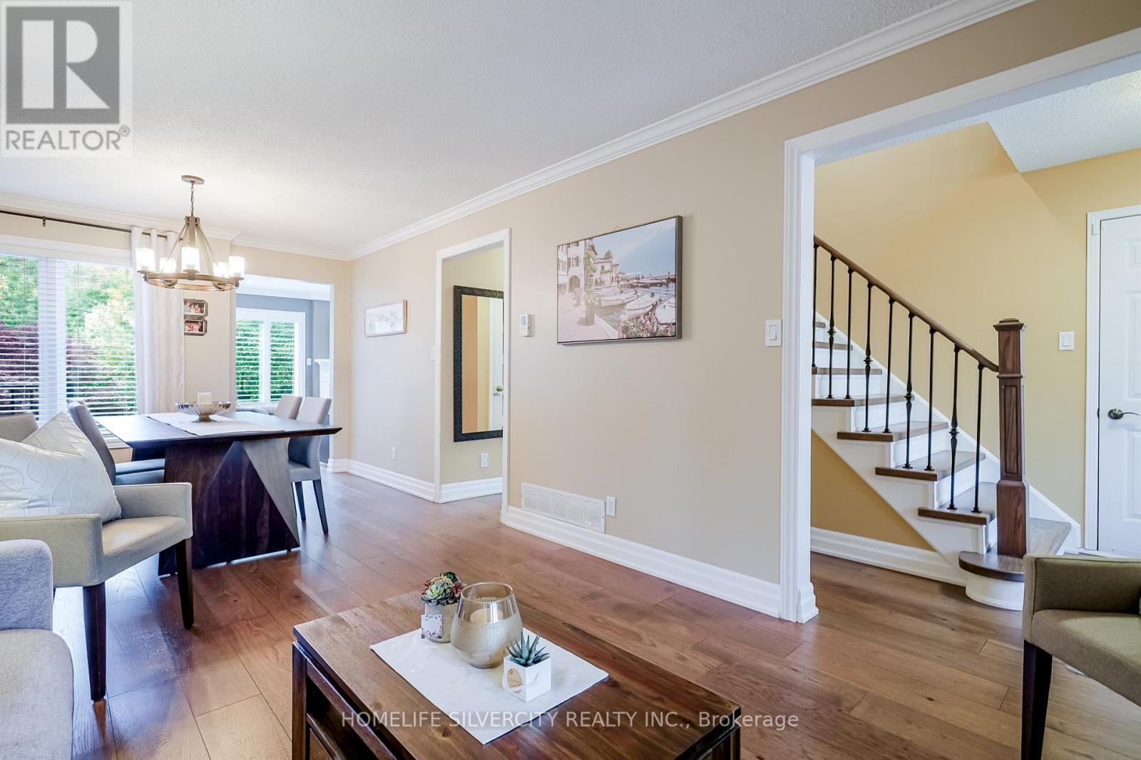 3216 Twin Oaks Crescent, Burlington, Ontario  L7M 3A2 - Photo 9 - W12491516